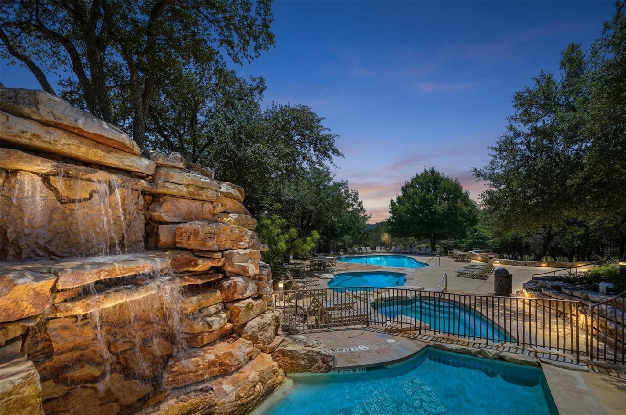 17808 Maritime Point Dr # 302, Jonestown, TX 78645