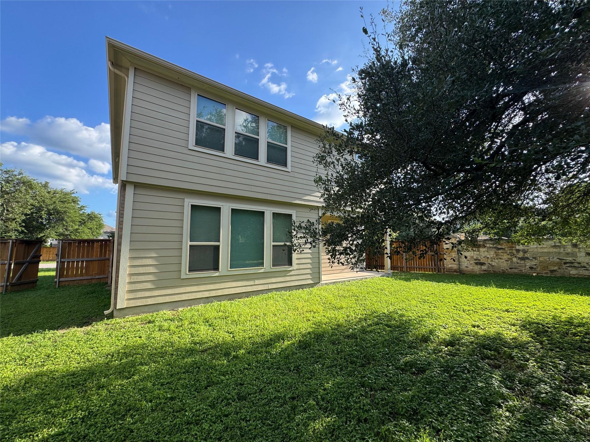 14100 McCoy Loop # 1, Austin, TX 78717