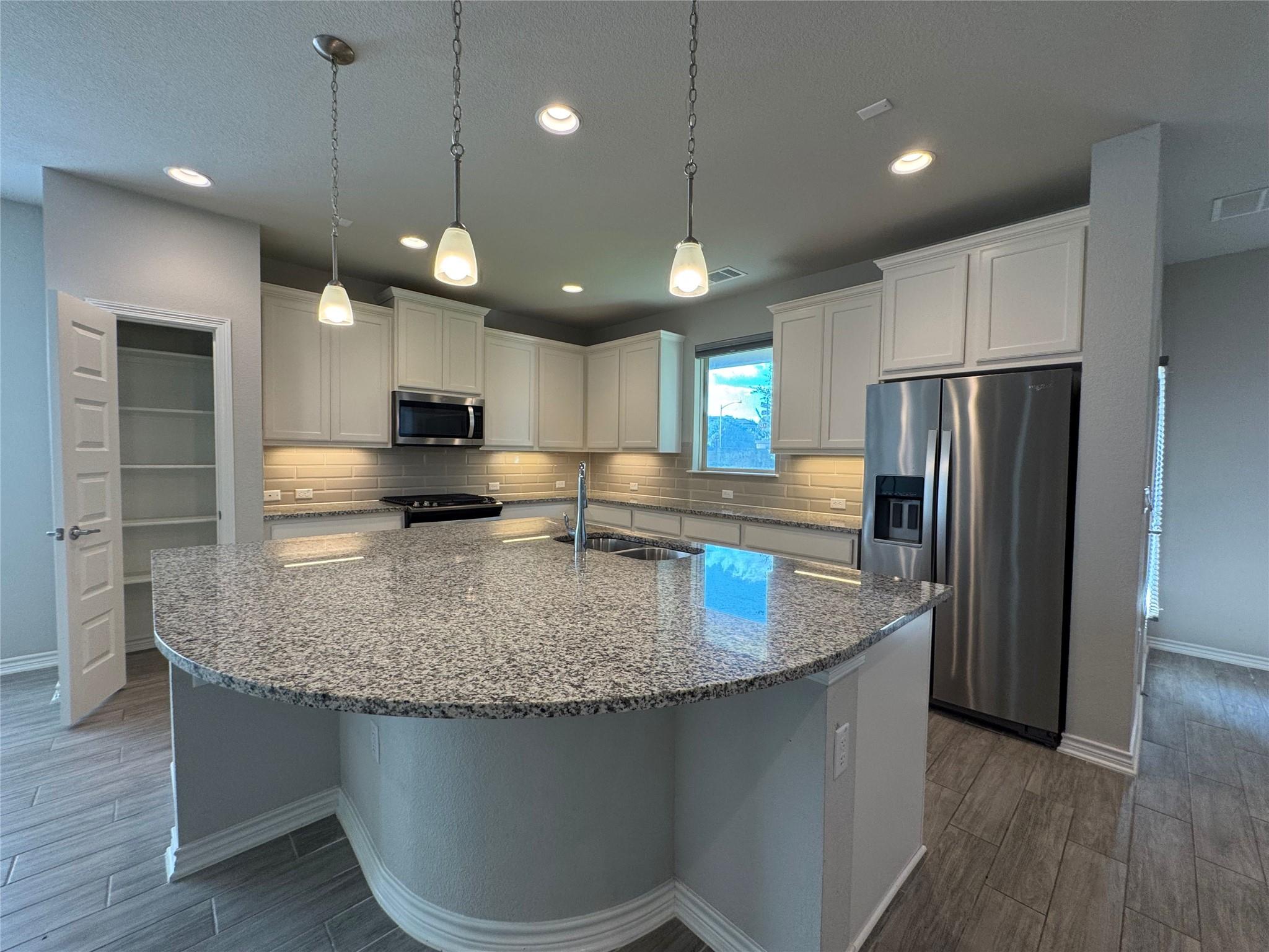 14100 McCoy Loop # 1, Austin, TX 78717