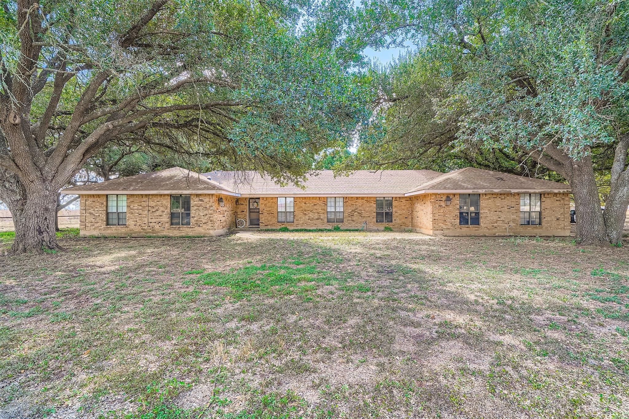 10026 Fm 1660, Hutto, TX 78634