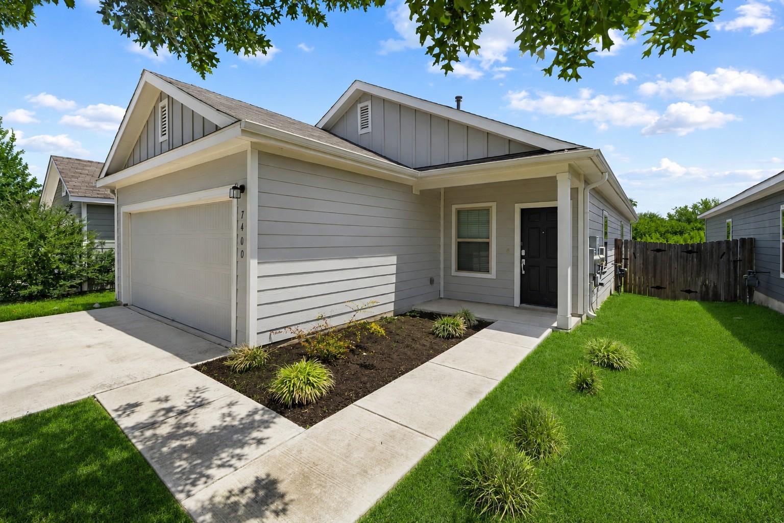 7400 Tonka Ln, Austin, TX 78744