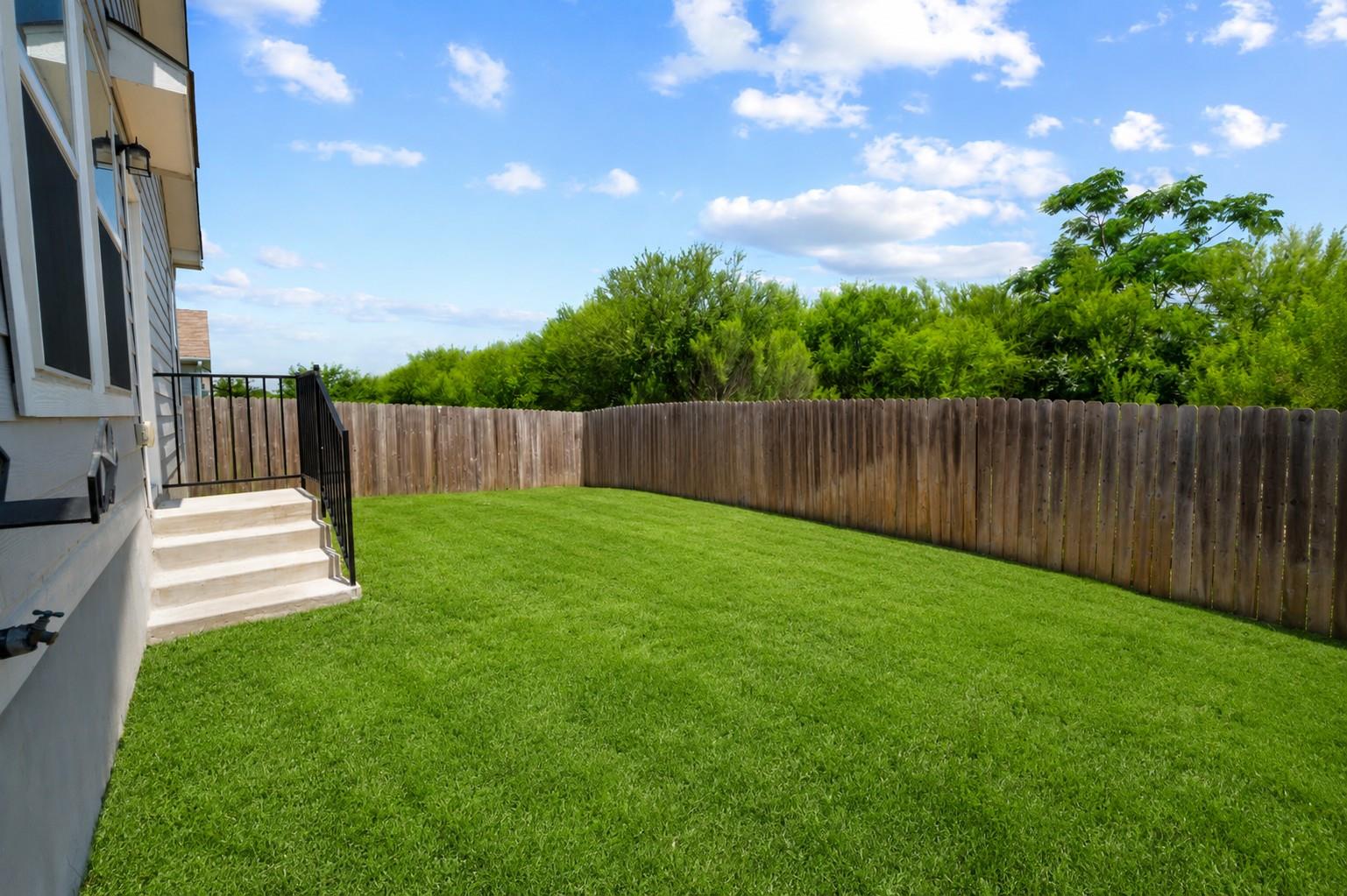 7400 Tonka Ln, Austin, TX 78744