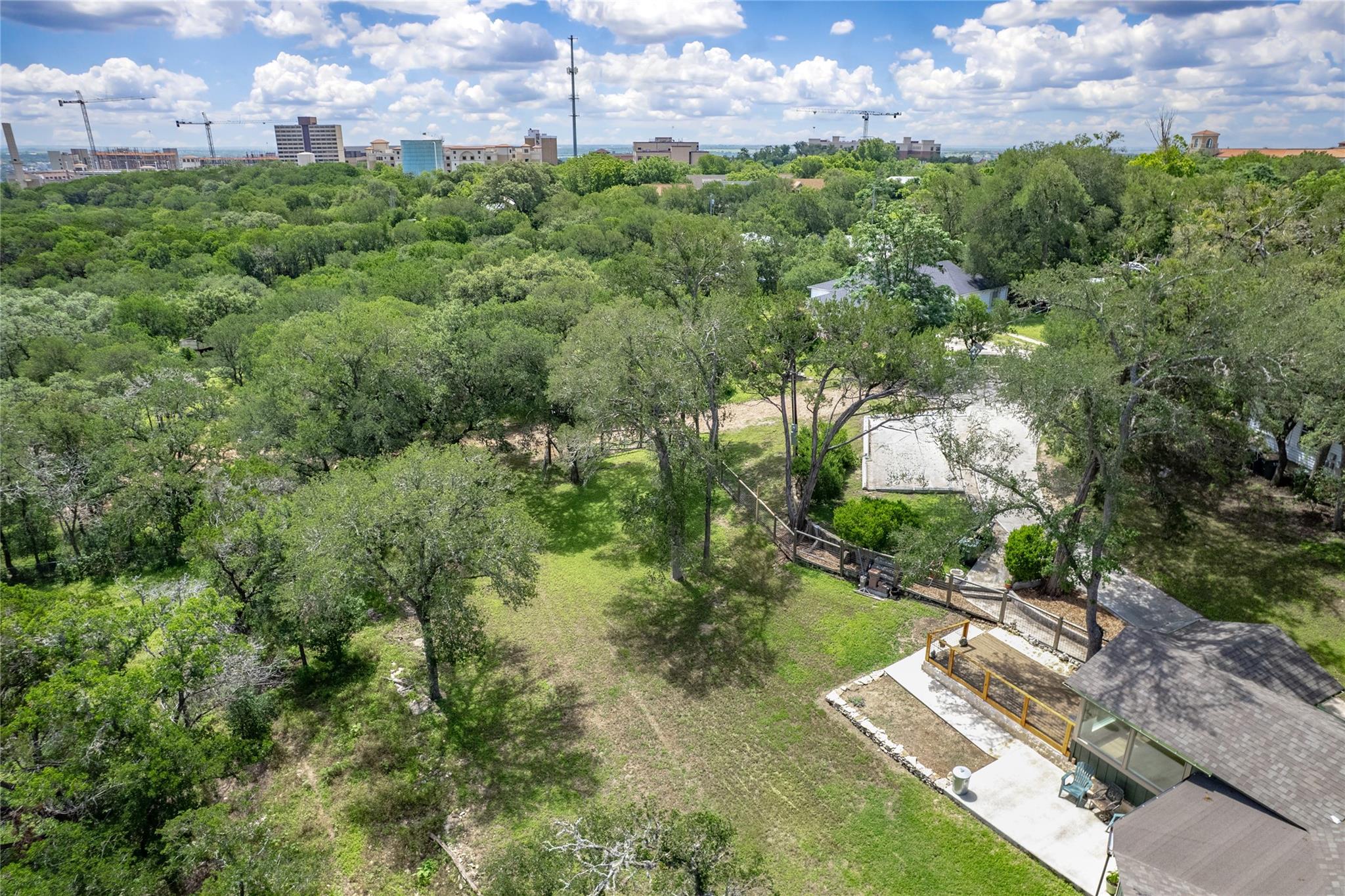 210 Harvard St, San Marcos, TX 78666