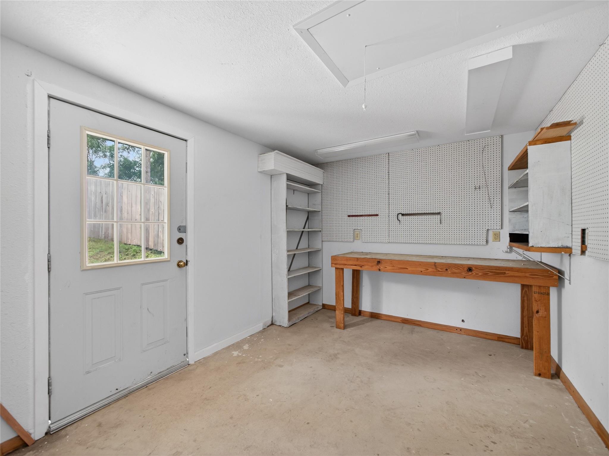 210 Harvard St, San Marcos, TX 78666