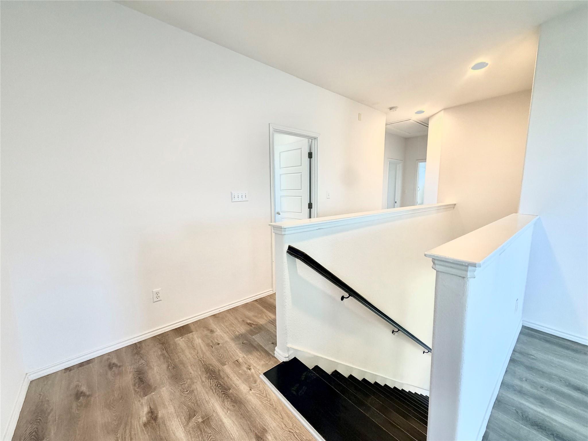 704 Gunning Cv, Pflugerville, TX 78660