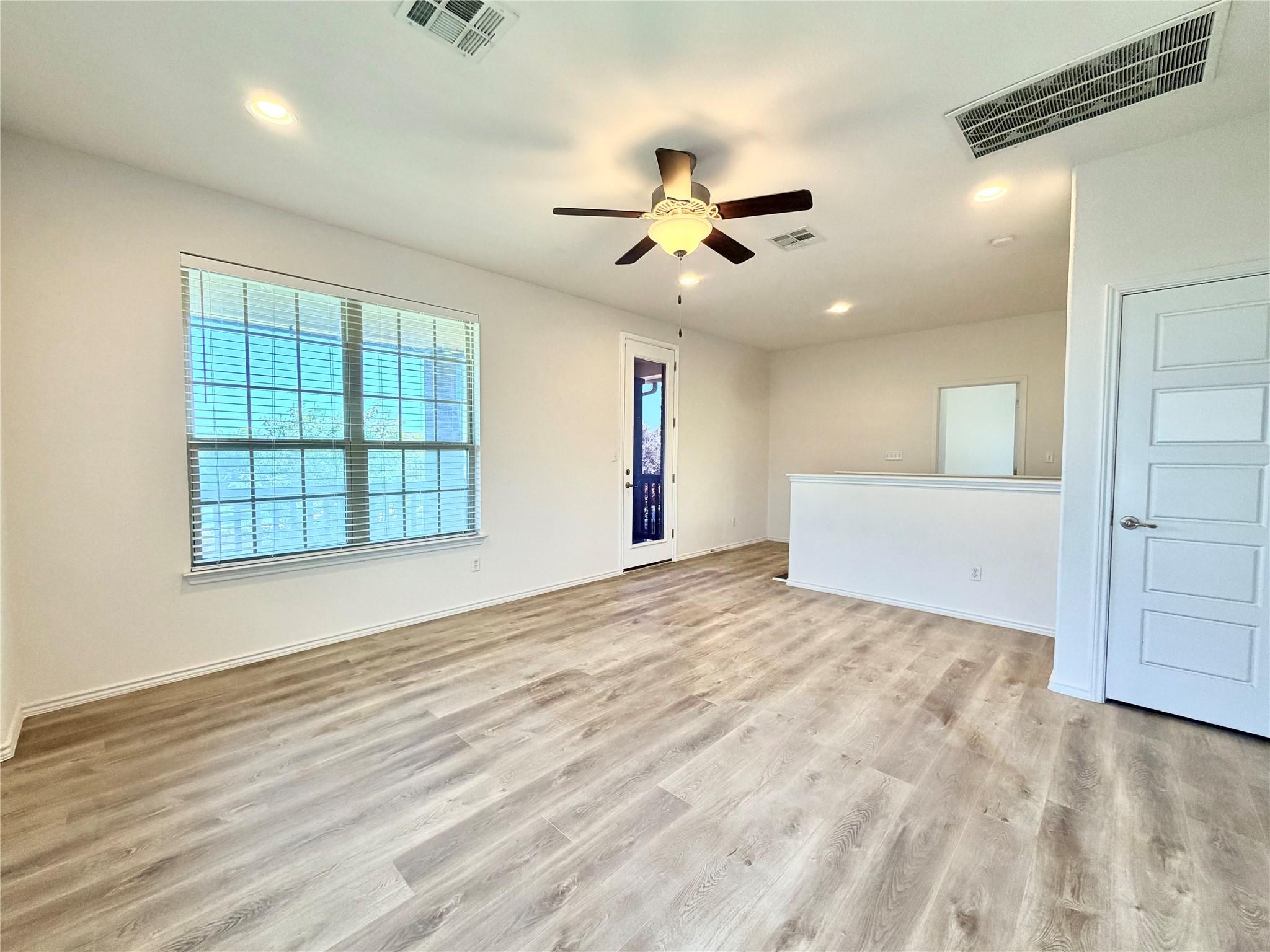 704 Gunning Cv, Pflugerville, TX 78660