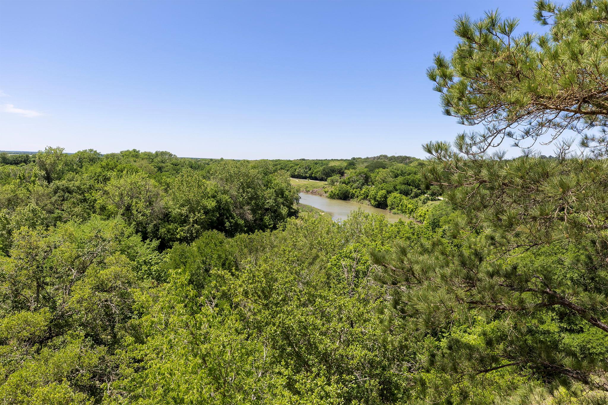 217 Helemano Dr, Bastrop, TX 78602