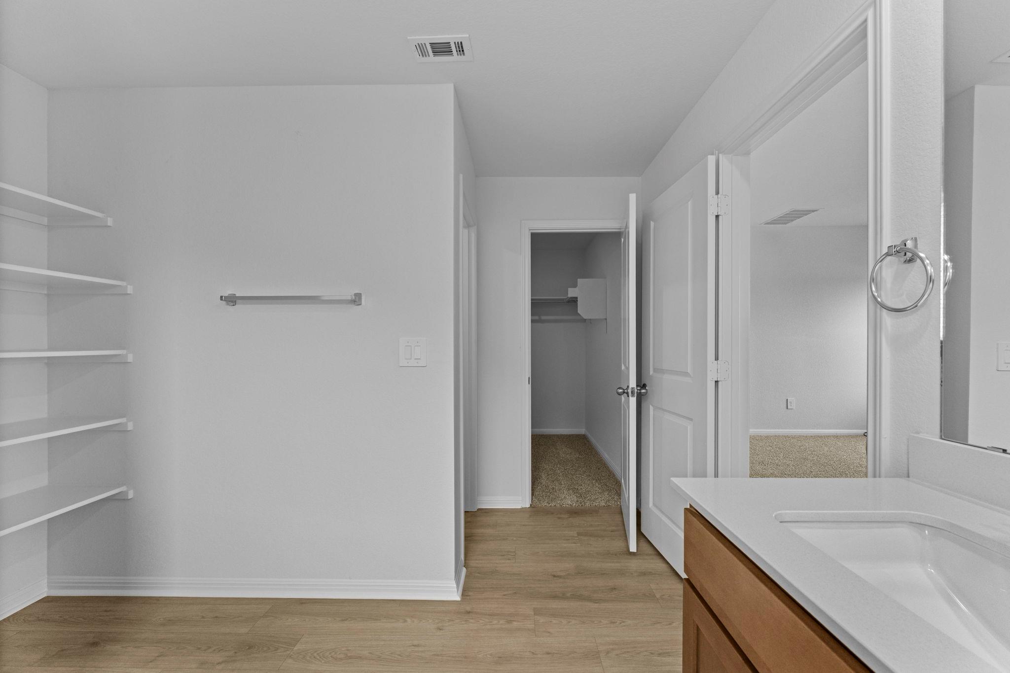2552 Whittler Rd, Leander, TX 78641