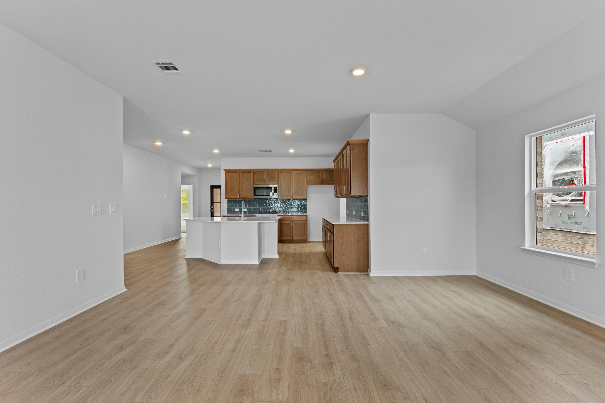 2552 Whittler Rd, Leander, TX 78641