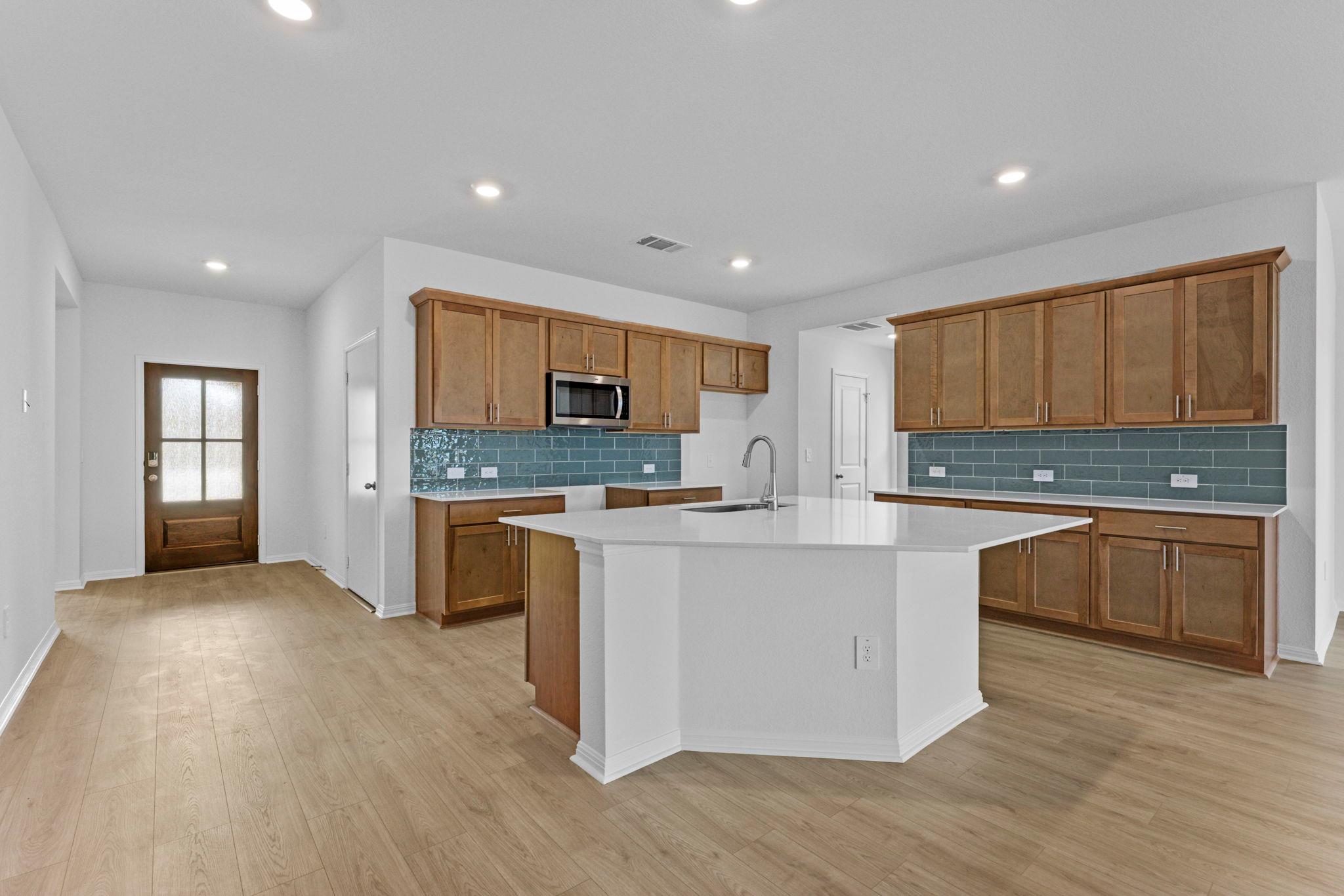 2552 Whittler Rd, Leander, TX 78641