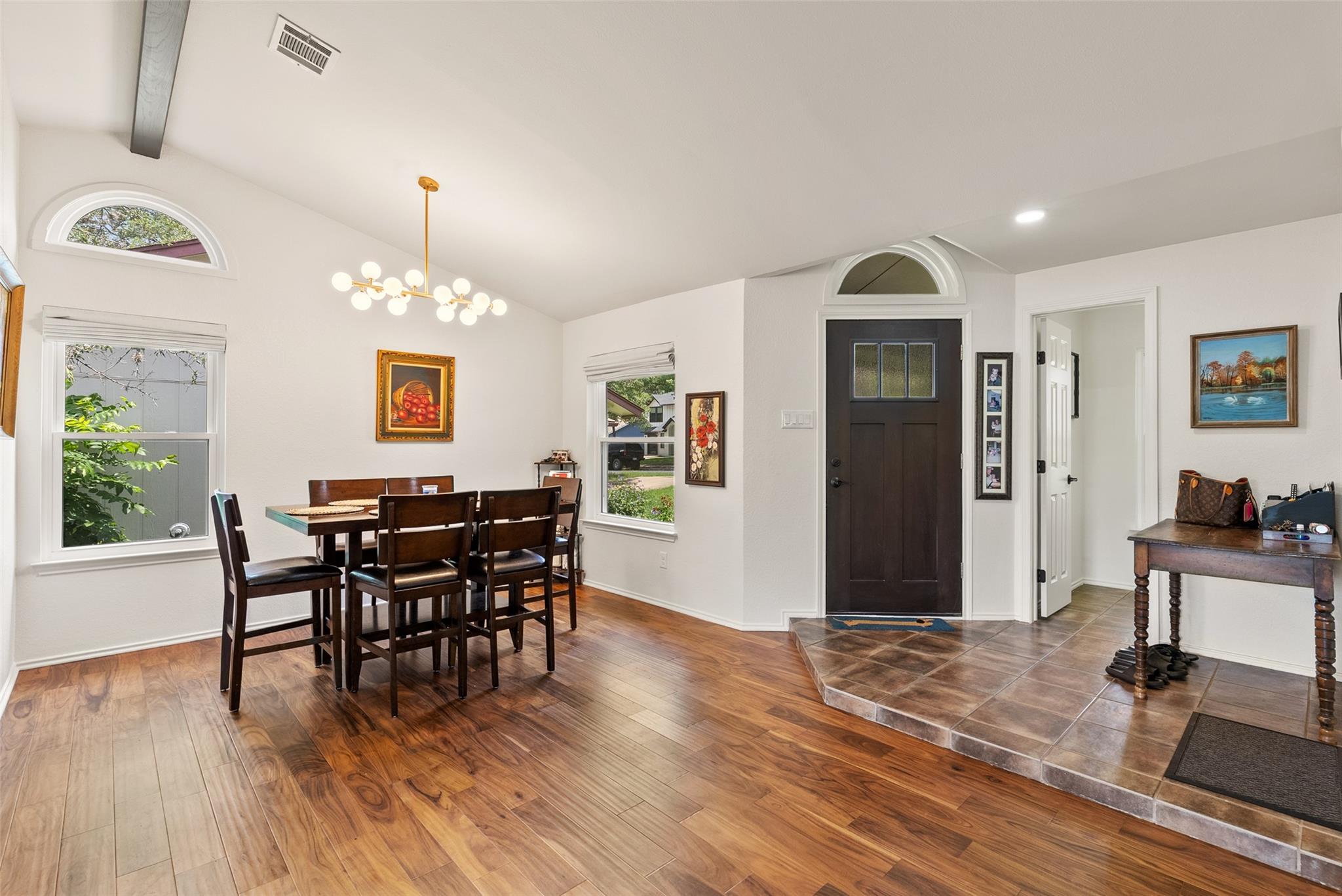 8406 Washita Dr, Austin, TX 78749