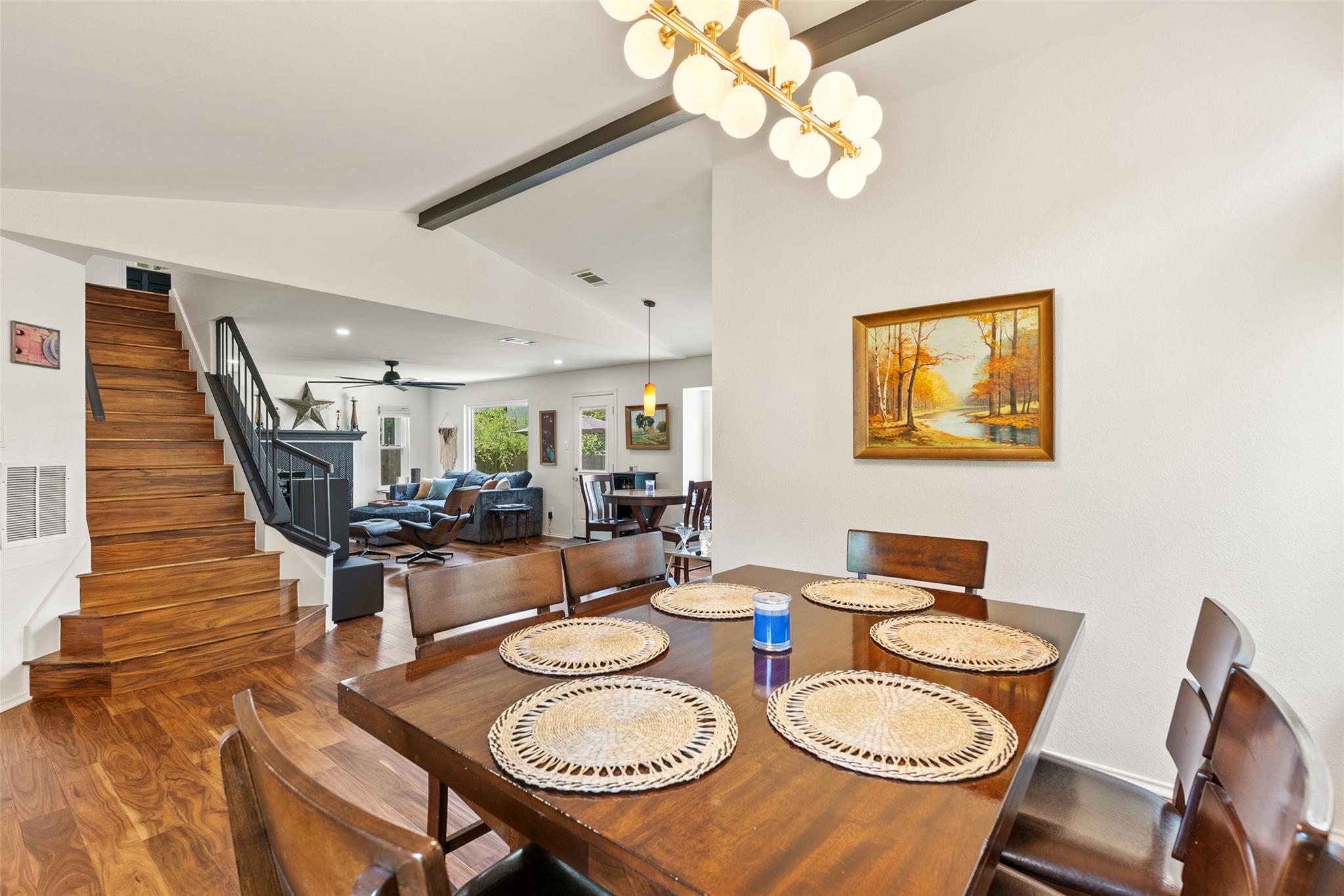 8406 Washita Dr, Austin, TX 78749