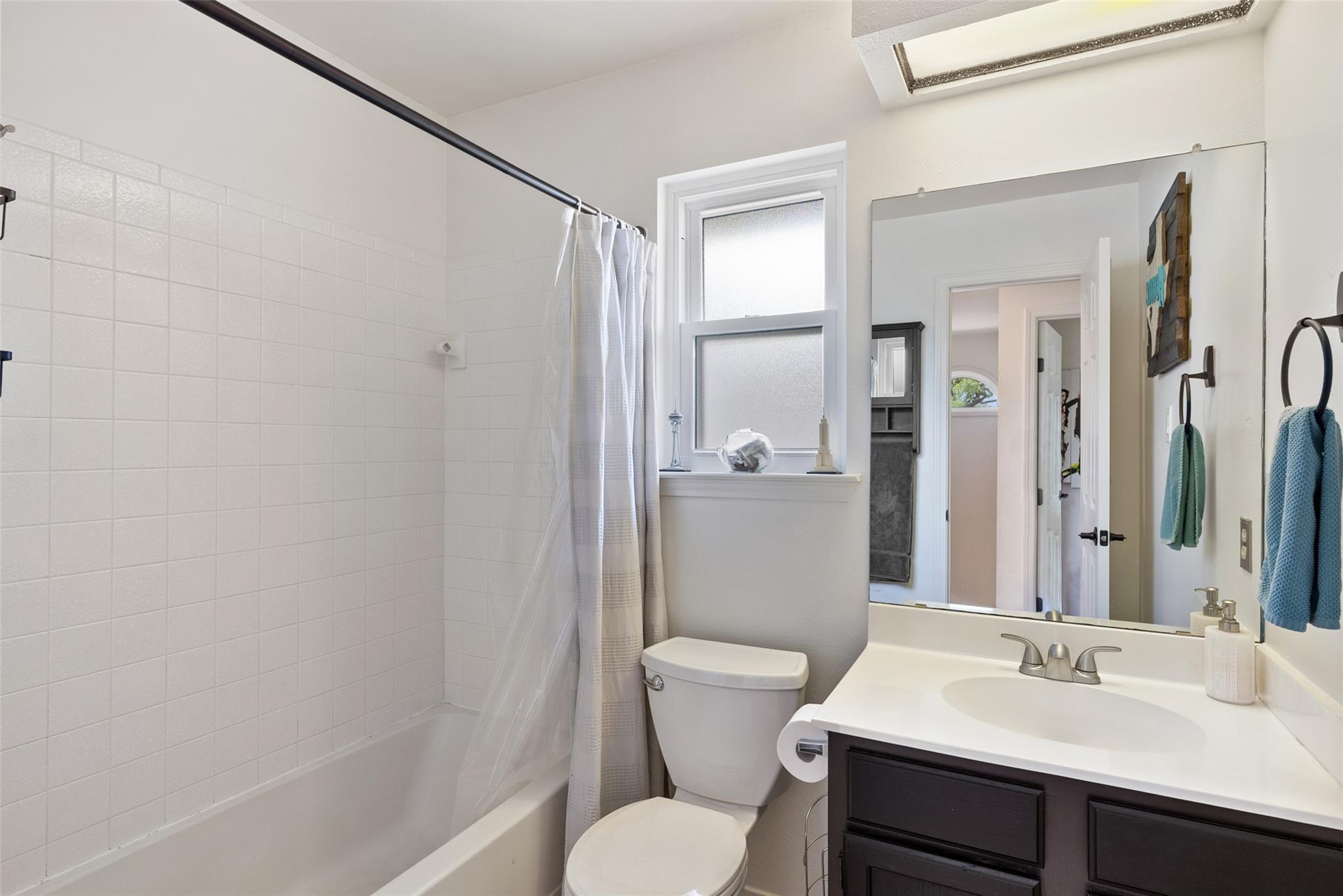8406 Washita Dr, Austin, TX 78749