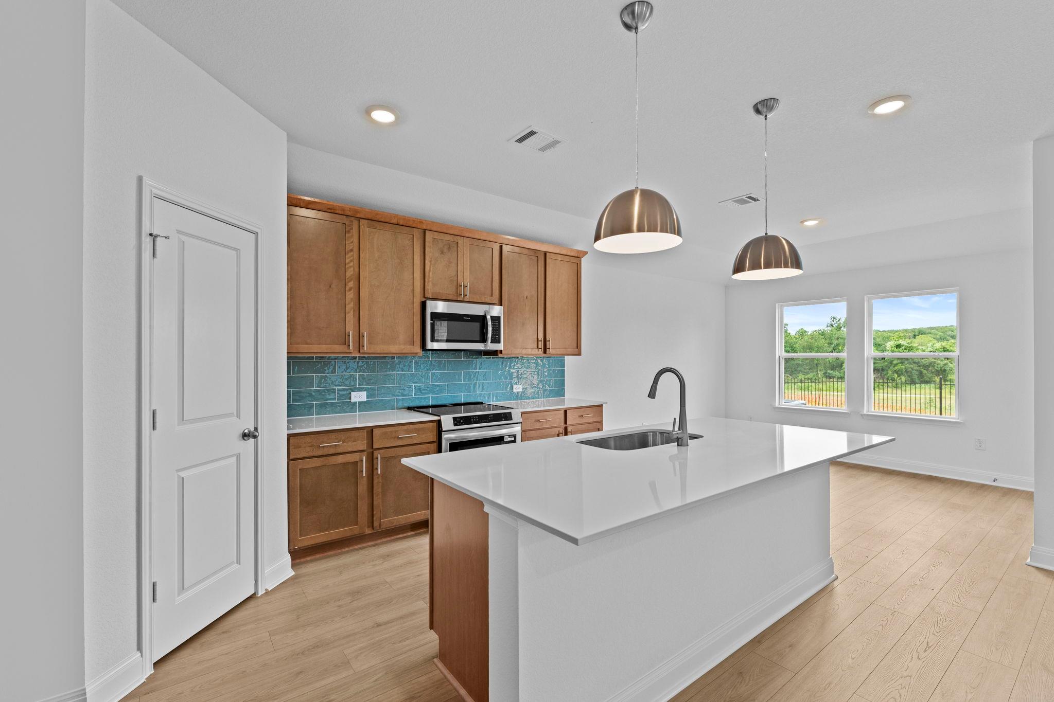 261 Rivers Edge Dr, Georgetown, TX 78628