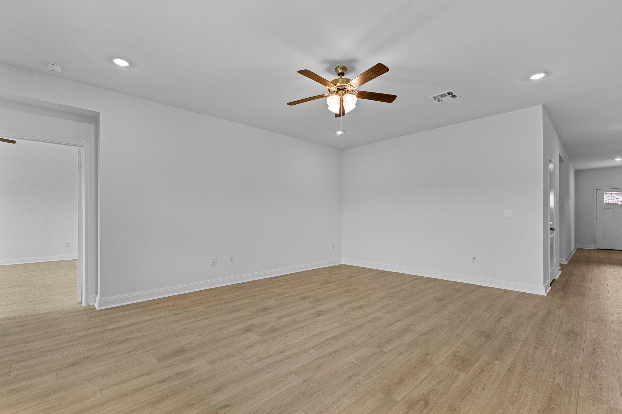 261 Rivers Edge Dr, Georgetown, TX 78628