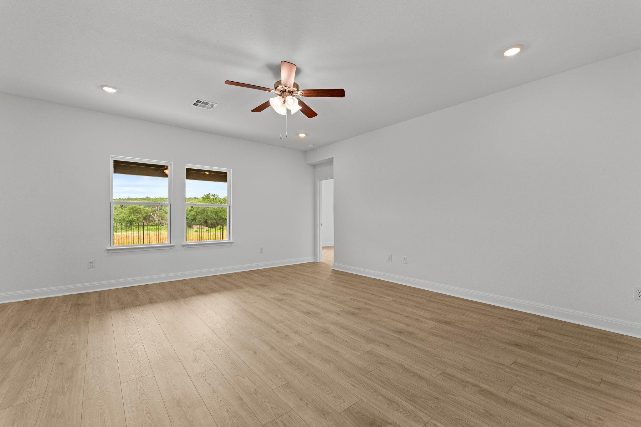 261 Rivers Edge Dr, Georgetown, TX 78628