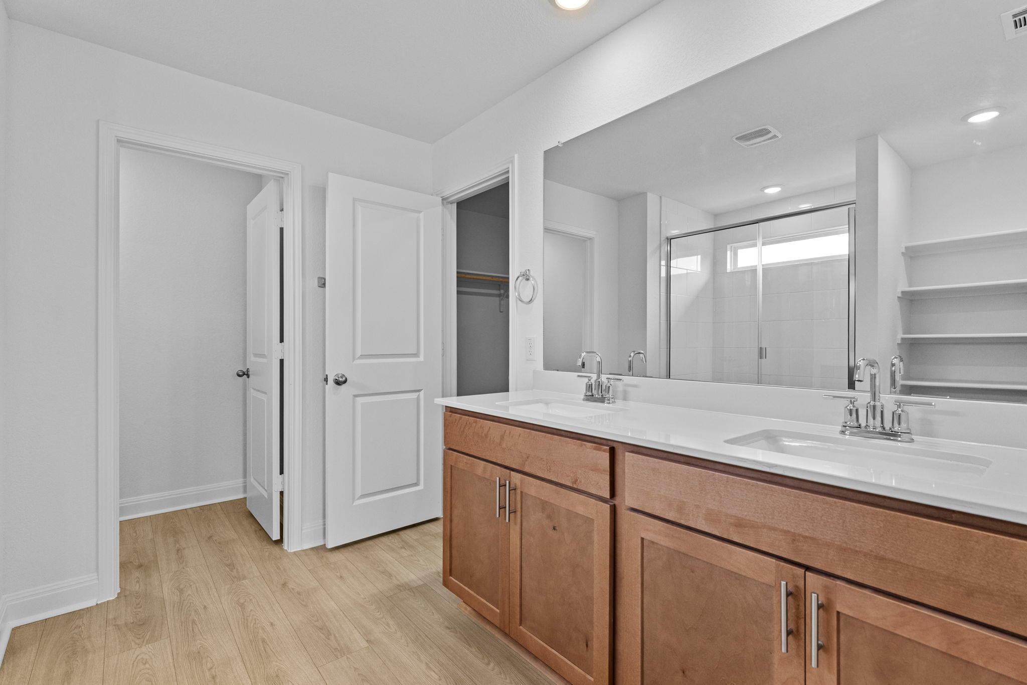 261 Rivers Edge Dr, Georgetown, TX 78628