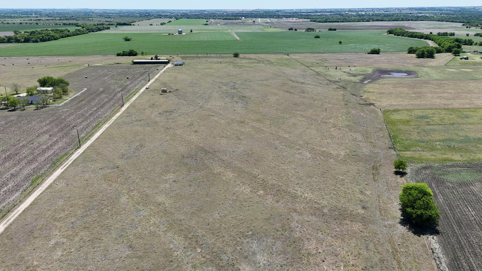 900 County Rd 124, Georgetown, TX 78626