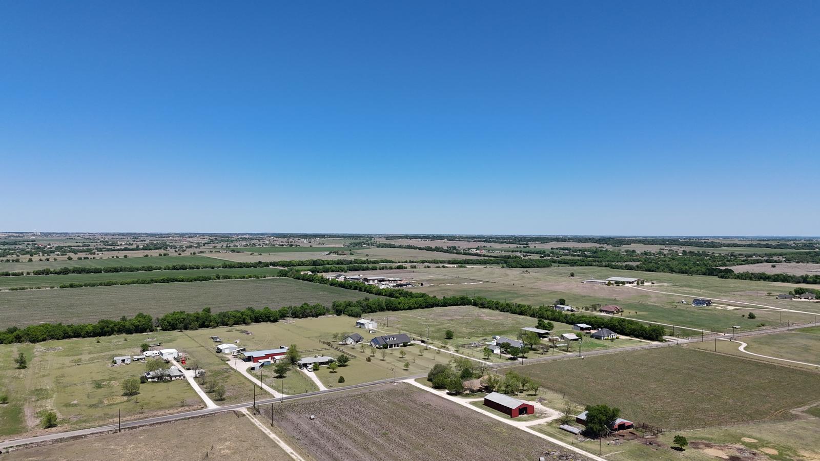 900 County Rd 124, Georgetown, TX 78626