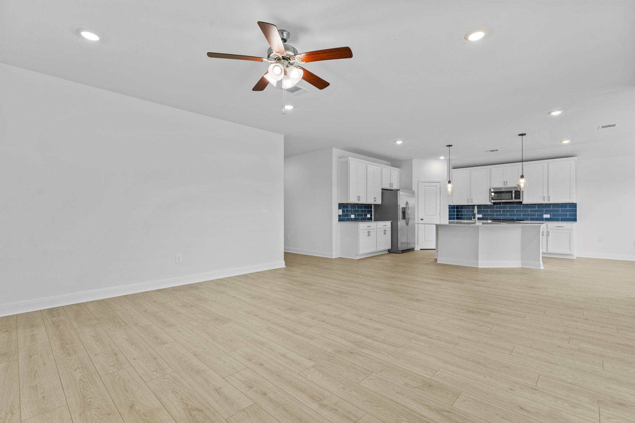 269 Rivers Edge Dr, Georgetown, TX 78628