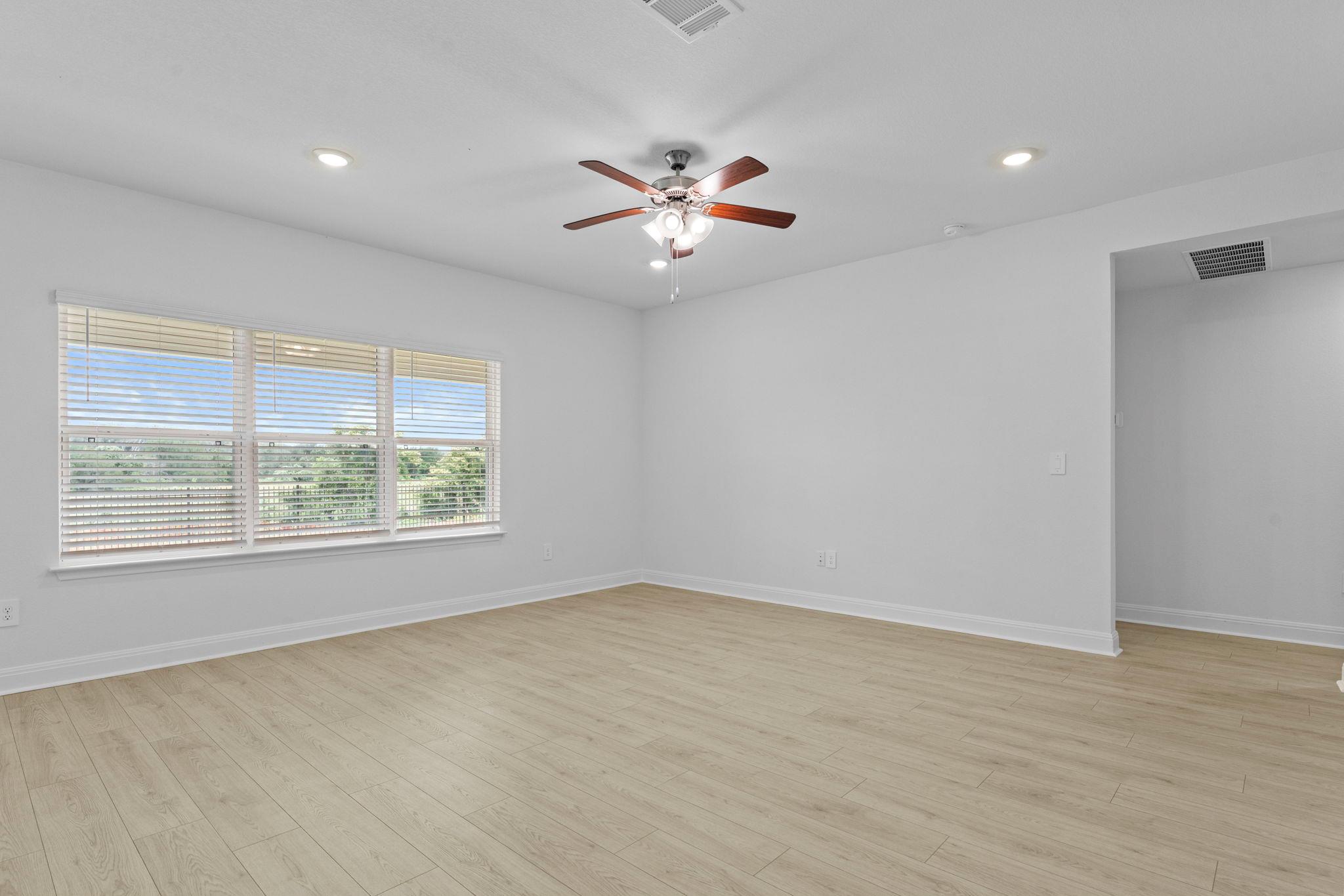 269 Rivers Edge Dr, Georgetown, TX 78628