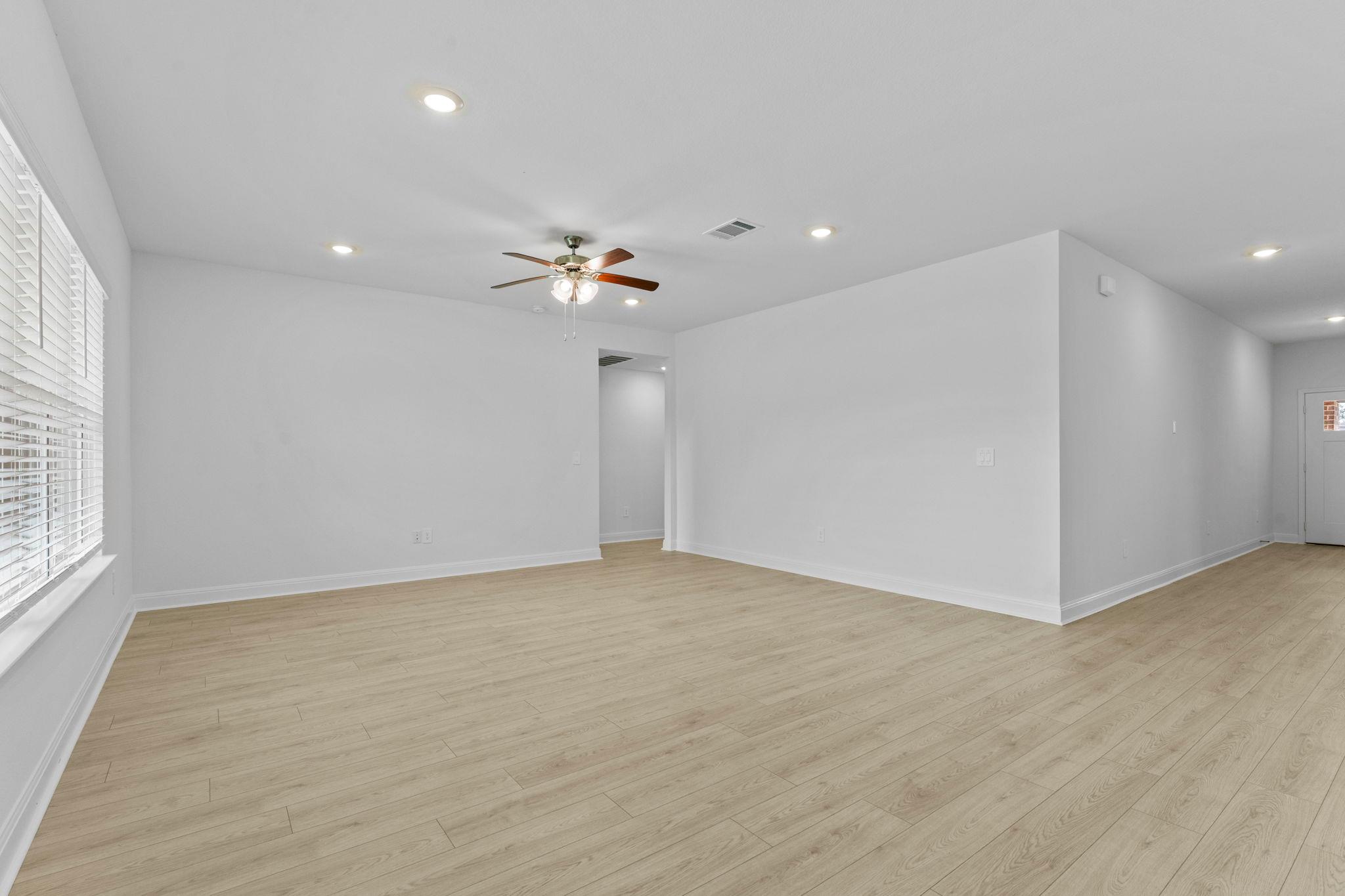 269 Rivers Edge Dr, Georgetown, TX 78628