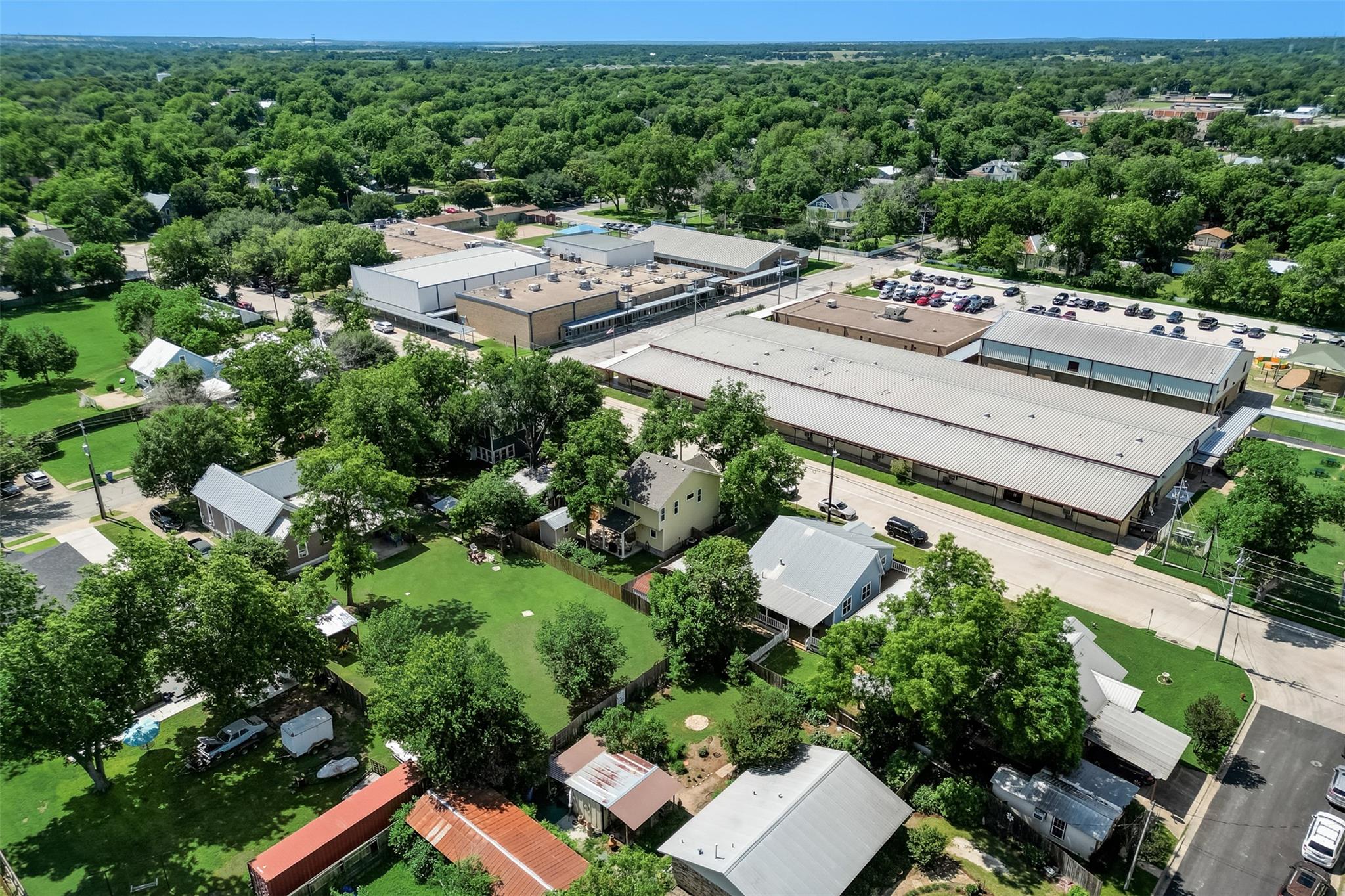 1103 Farm St, Bastrop, TX 78602