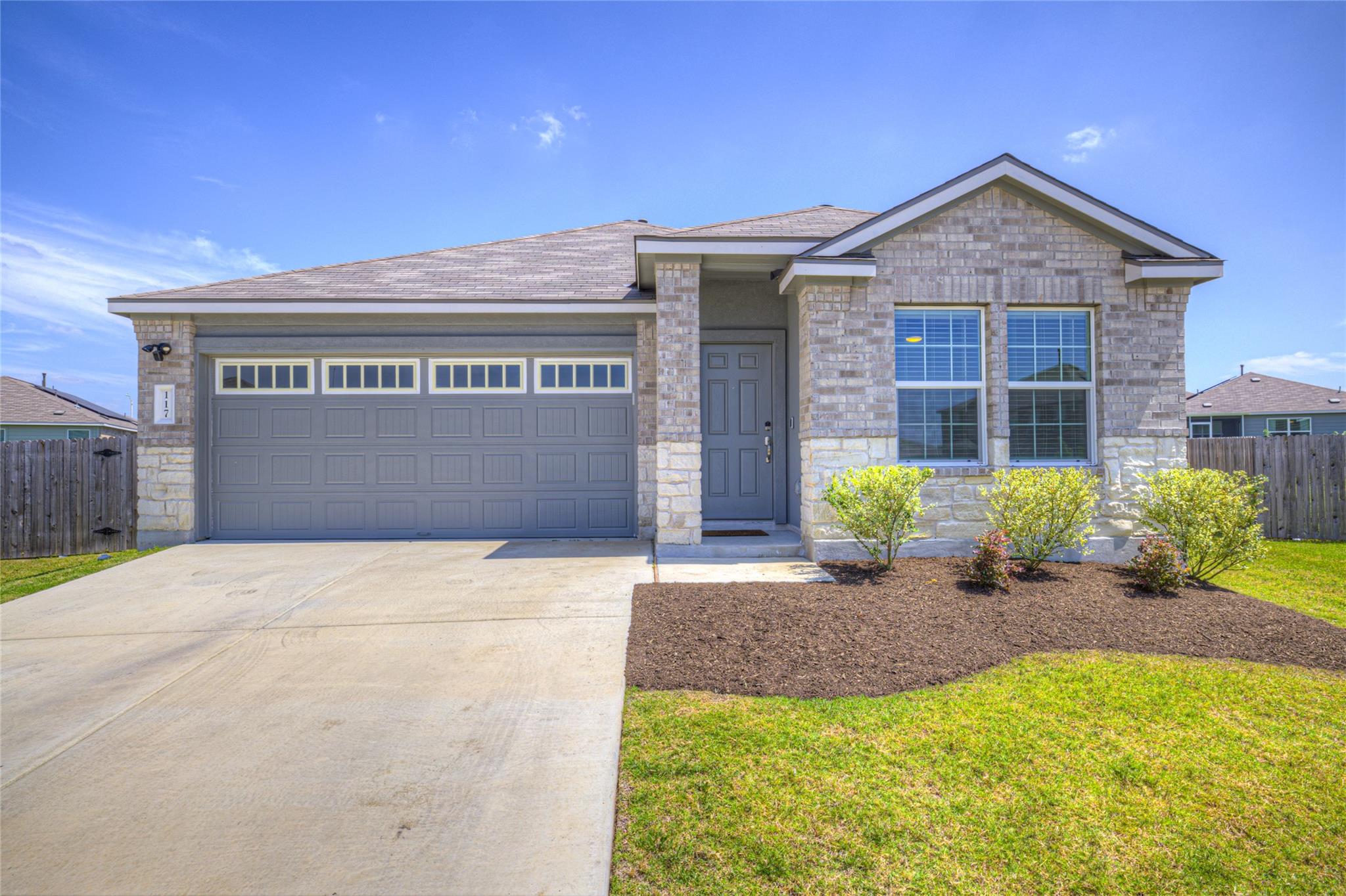 117 Winged Foot Ct, San Marcos, TX 78666