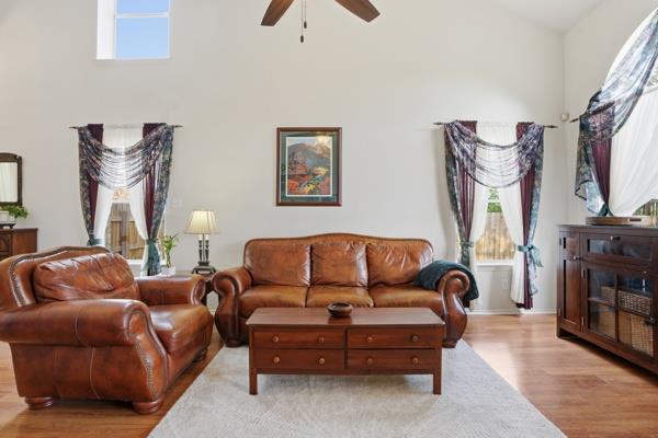 4405 Hoffman Dr, Austin, TX 78749