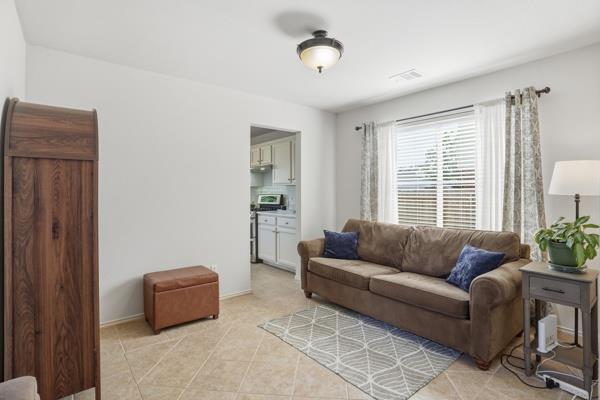 4405 Hoffman Dr, Austin, TX 78749