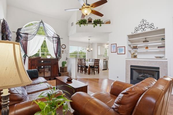 4405 Hoffman Dr, Austin, TX 78749
