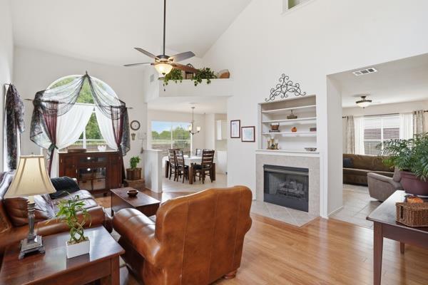 4405 Hoffman Dr, Austin, TX 78749