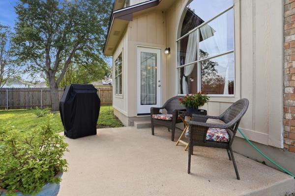 4405 Hoffman Dr, Austin, TX 78749