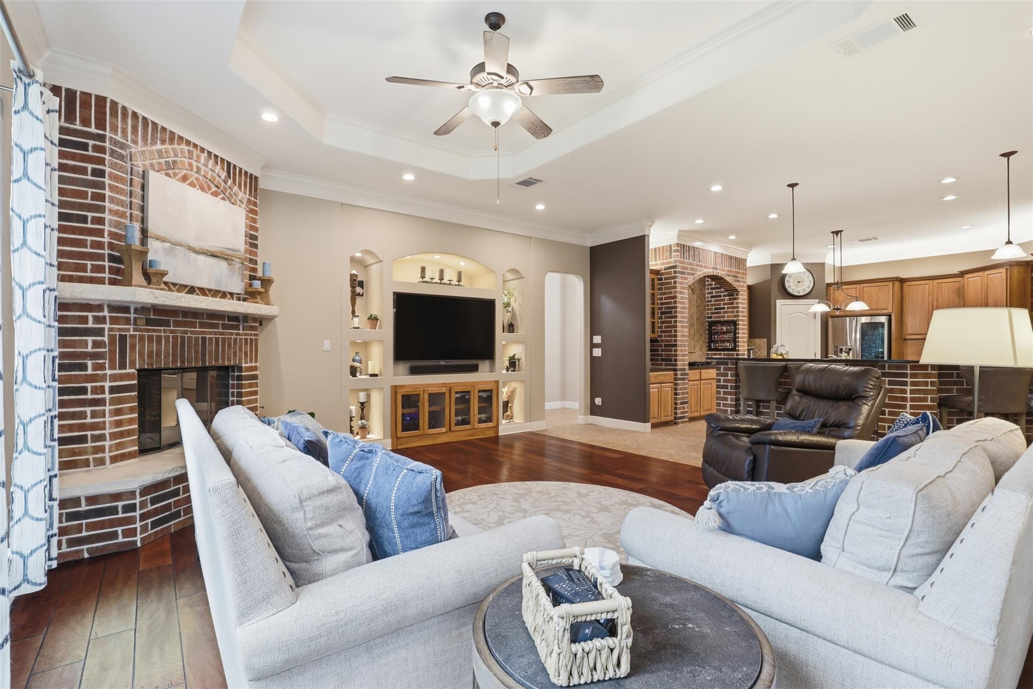 107 W Majestic Oak Ln, Georgetown, TX 78633