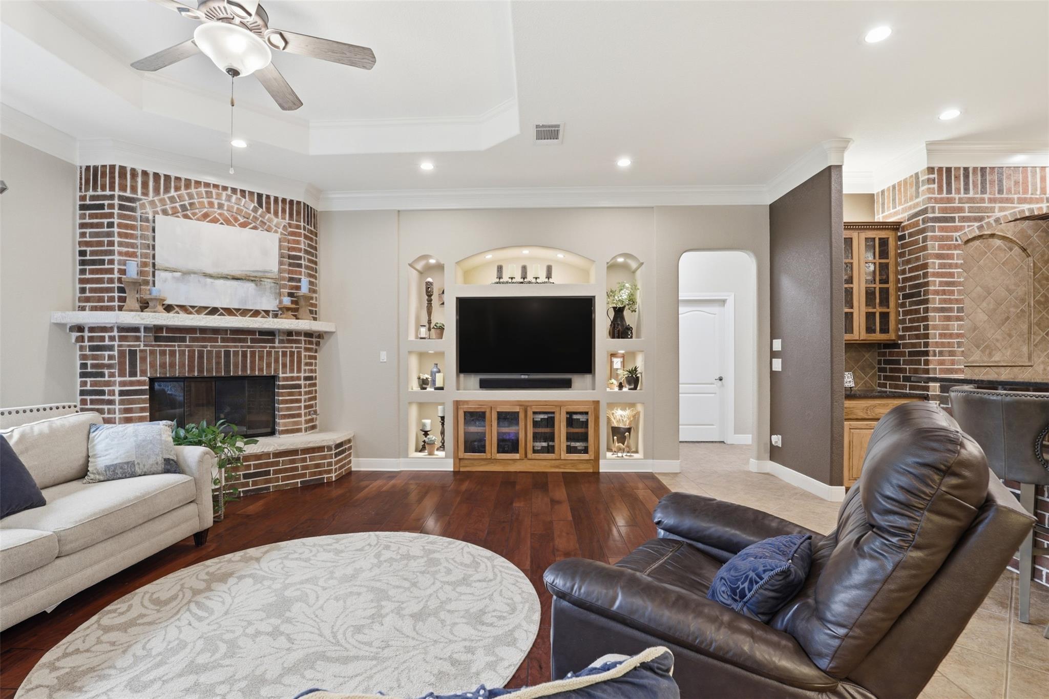 107 W Majestic Oak Ln, Georgetown, TX 78633
