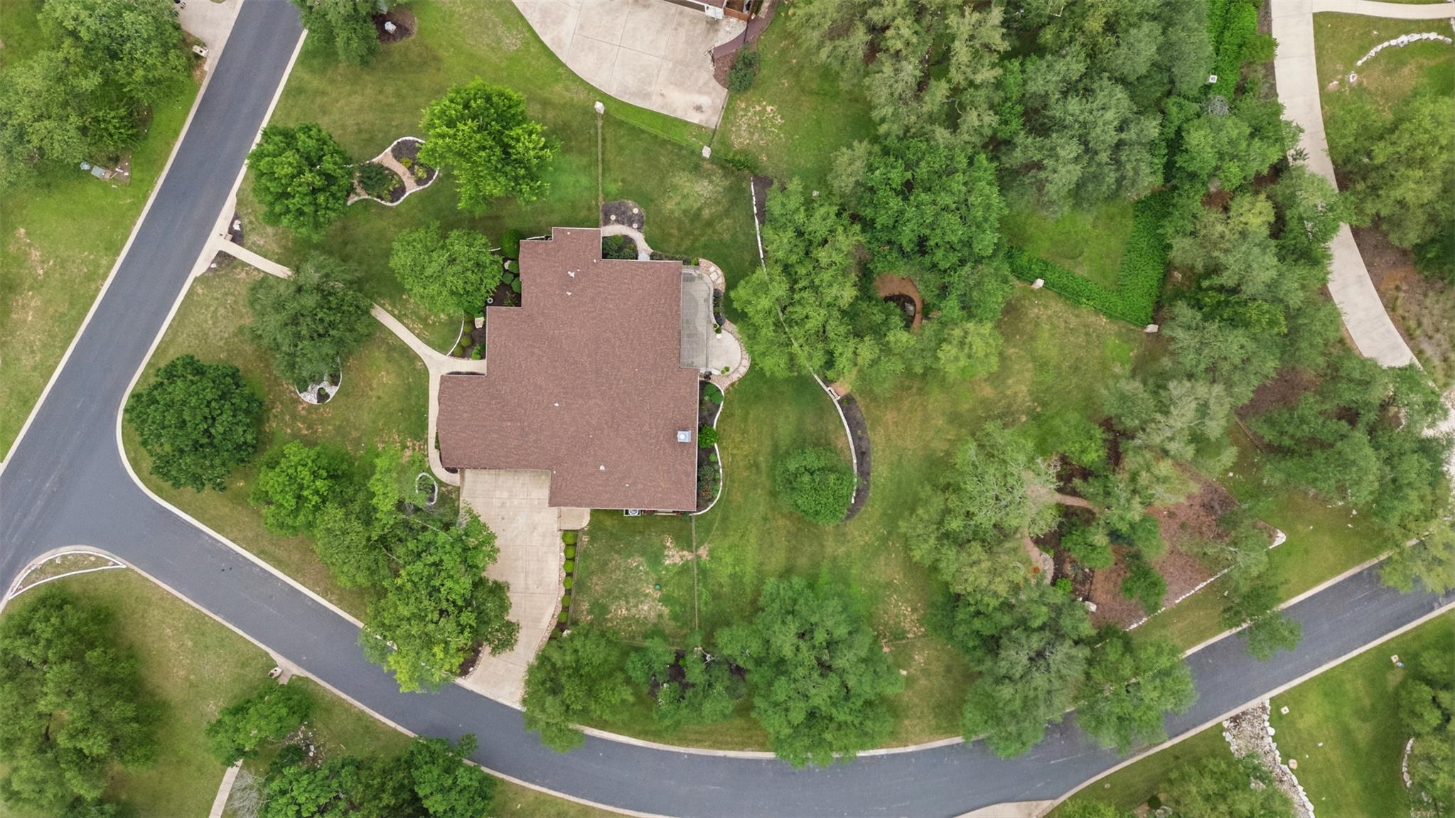 107 W Majestic Oak Ln, Georgetown, TX 78633