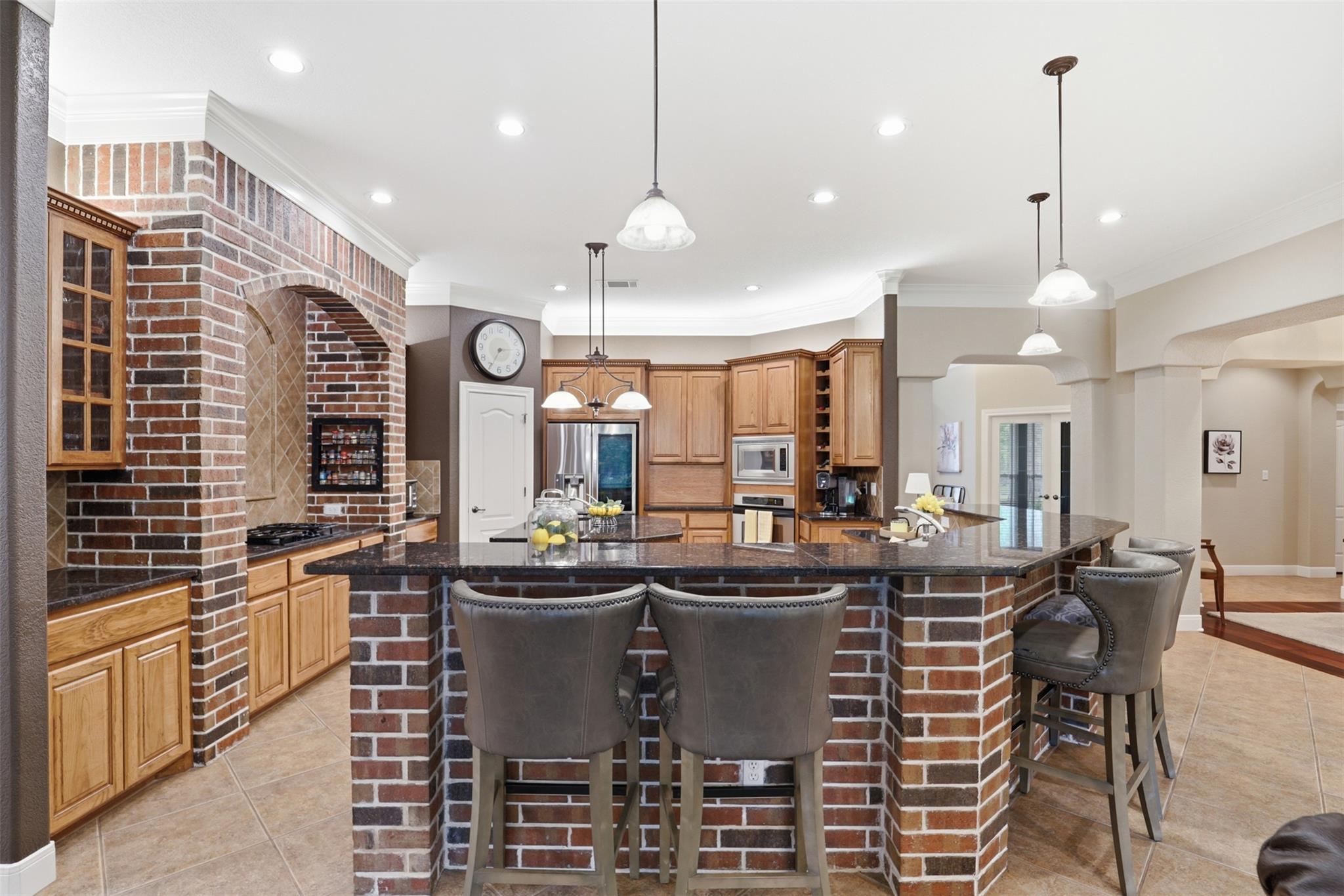 107 W Majestic Oak Ln, Georgetown, TX 78633