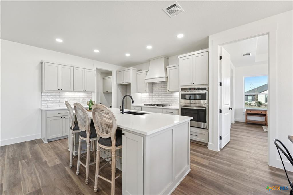 5207 Hollow Ranch Dr, Salado, TX 76571