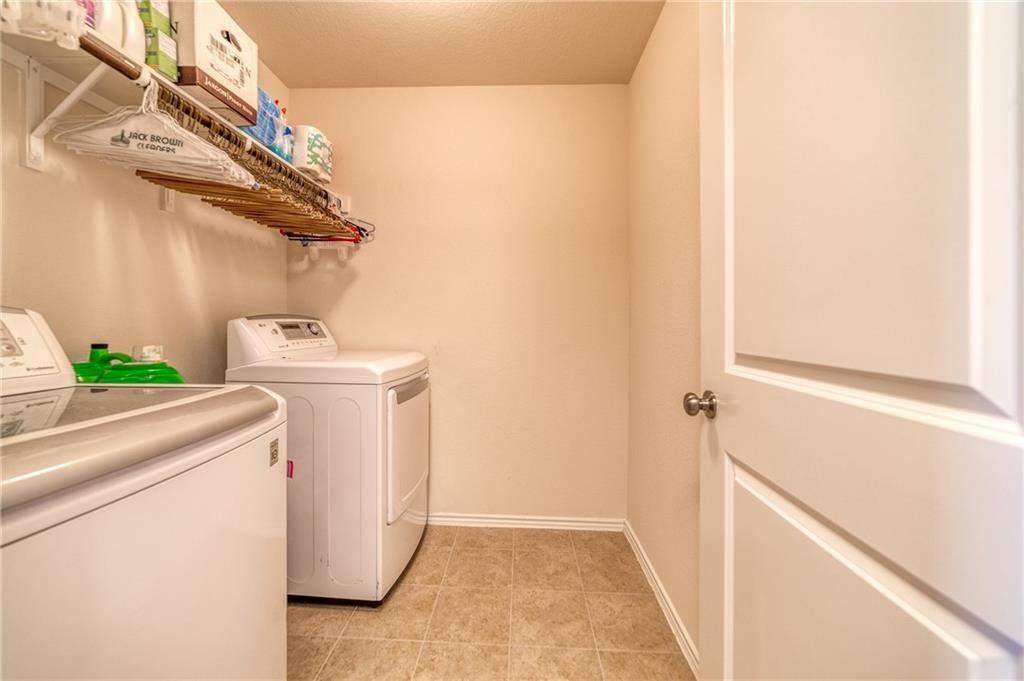 2100 Littleton Dr, Leander, TX 78641