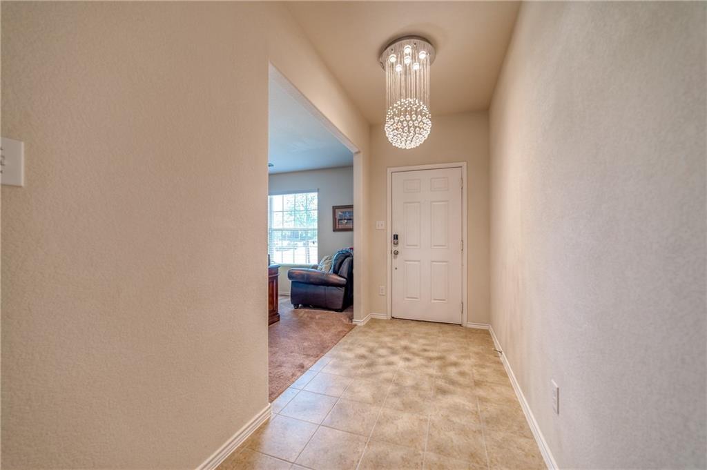 2100 Littleton Dr, Leander, TX 78641