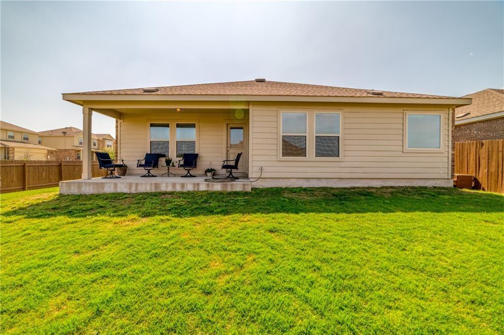 2100 Littleton Dr, Leander, TX 78641