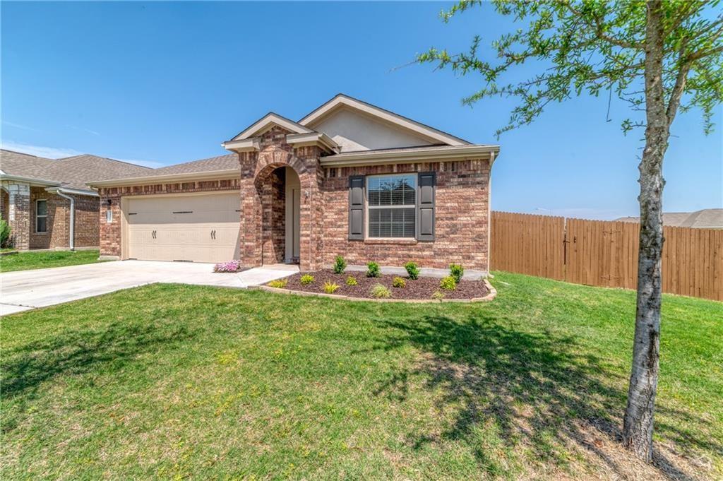 2100 Littleton Dr, Leander, TX 78641