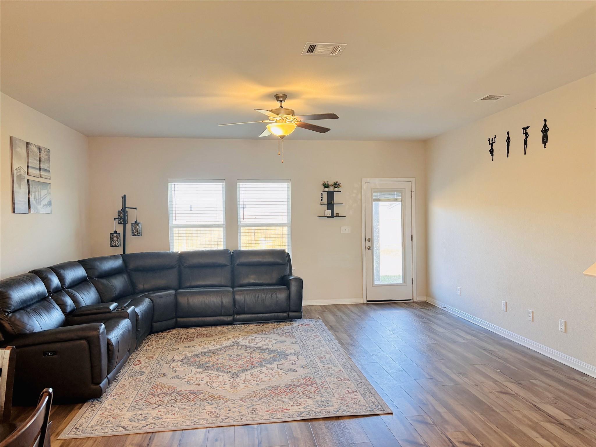3034 Mill Run Bnd, Round Rock, TX 78665