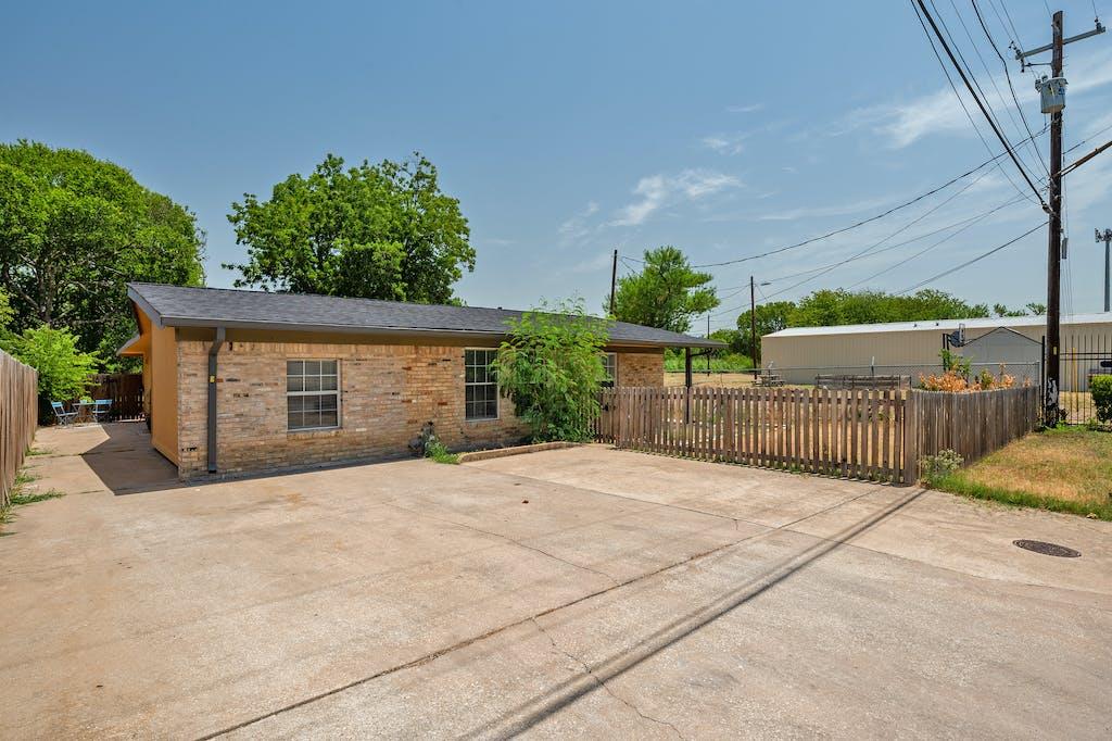 1312 E 52nd St # B, Austin, TX 78723