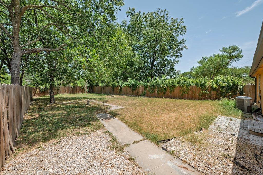 1312 E 52nd St # B, Austin, TX 78723
