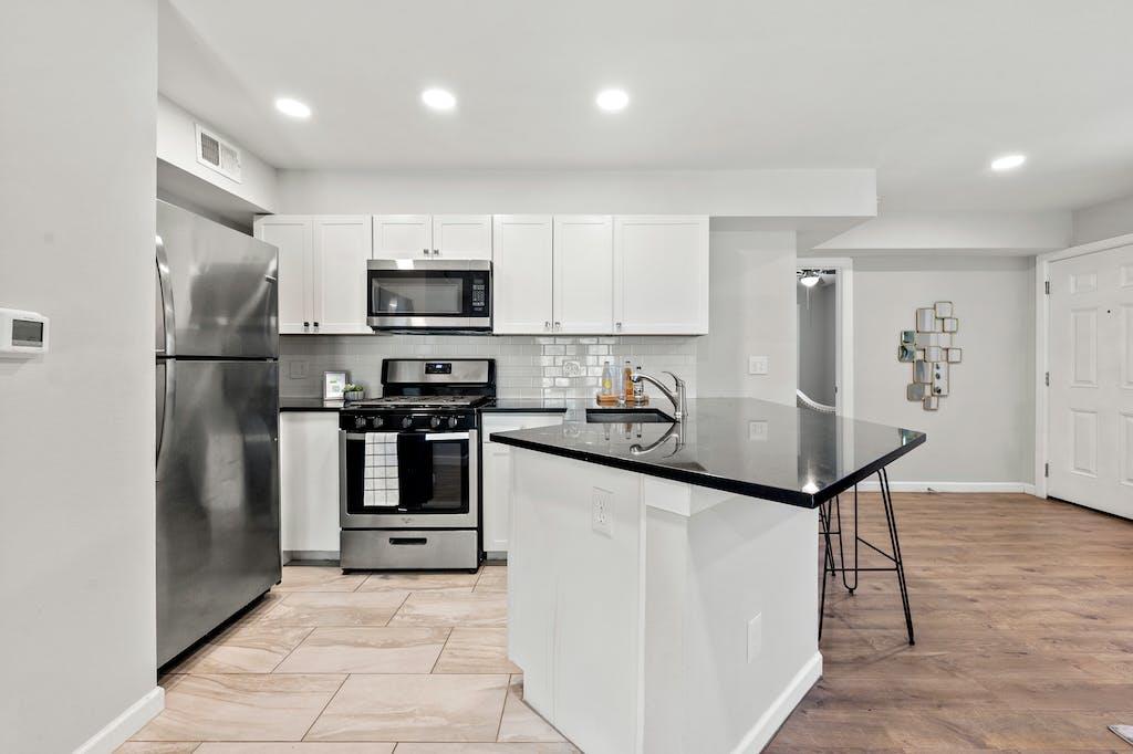 1312 E 52nd St # B, Austin, TX 78723