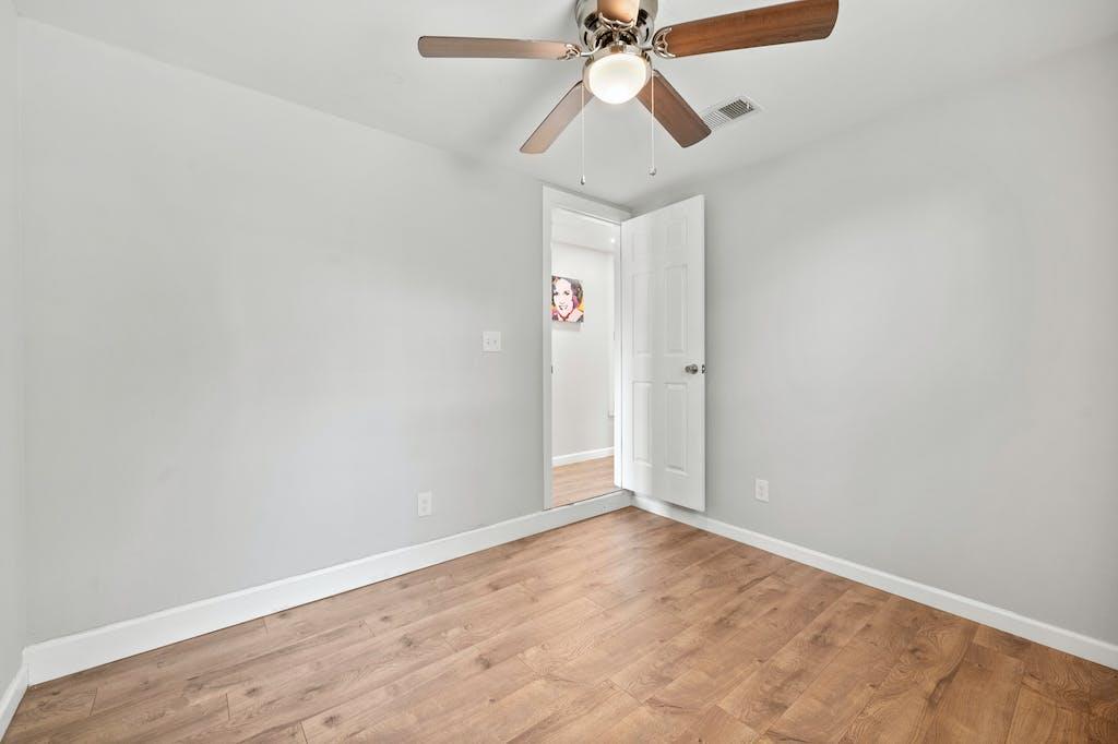1312 E 52nd St # B, Austin, TX 78723