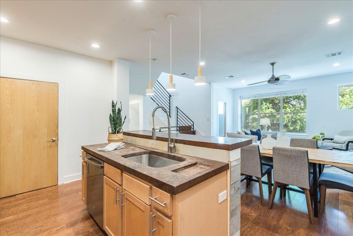 2608 E 6th St # 6, Austin, TX 78702