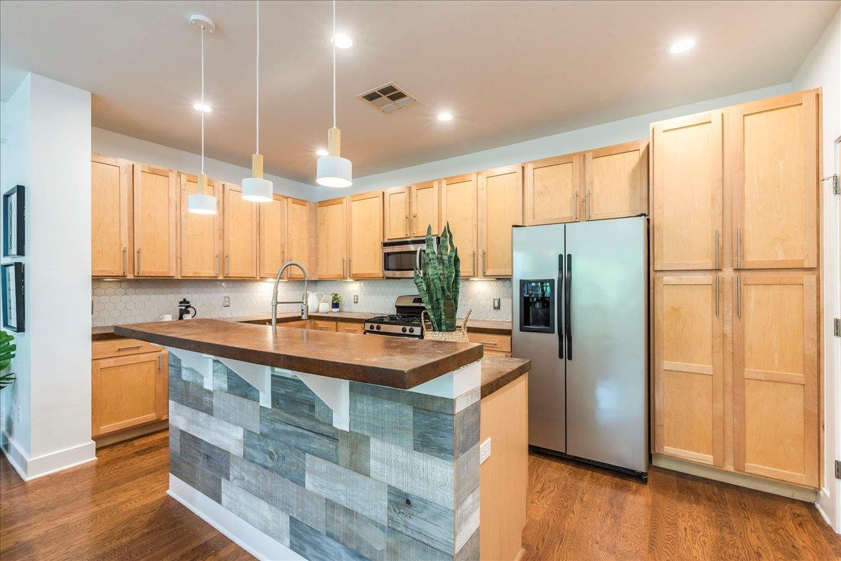 2608 E 6th St # 6, Austin, TX 78702