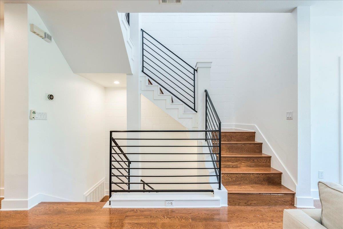 2608 E 6th St # 6, Austin, TX 78702